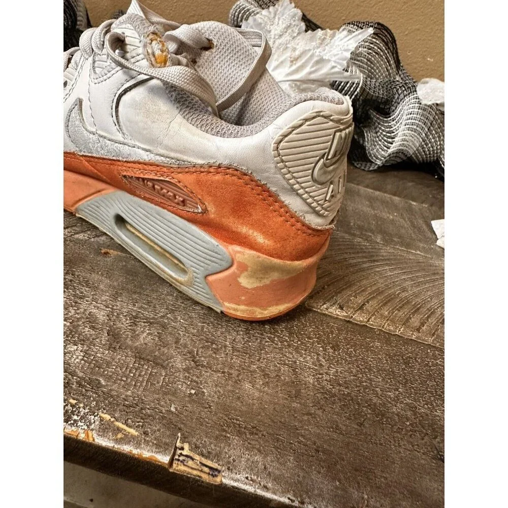 NIKE AIR MAX 90 LTR SE YOUTH SIZE 4.5Y / WOMENS 6